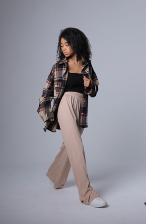 Женские брюки палаццо на завышенной талии