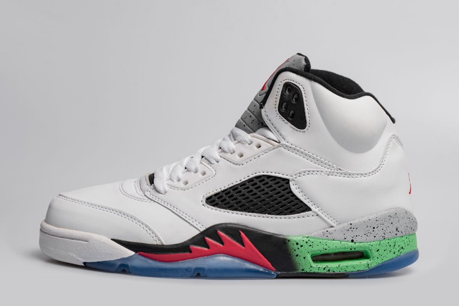 Кроссовки по оптовой цене.