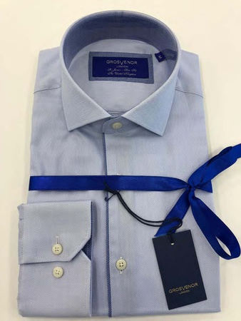 Erkeklerin gömlekleri