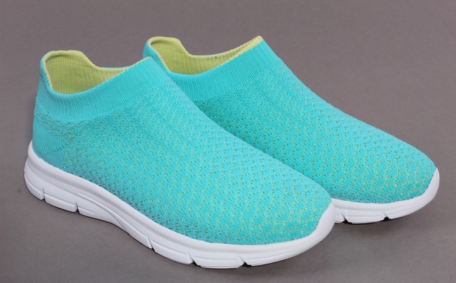 Спортивная обувь