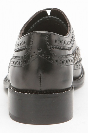 حذاء أسود مع المهر n102