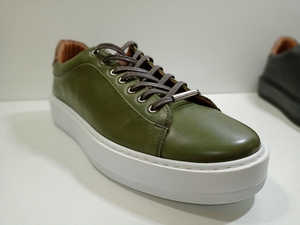 Мужская обувь