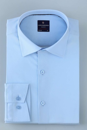 Мужские рубашки