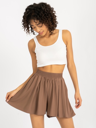 Elastikli, cepli kadın şortları (etek-şortlar)