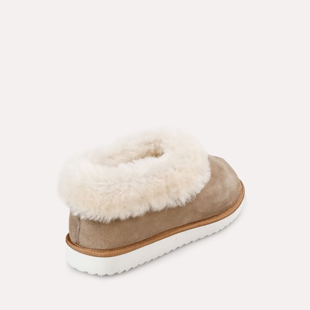 Женские домашние тапочки