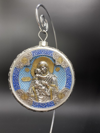 Серебряные шары 999 проба