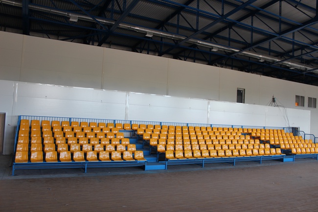 Tribün katlanabilir