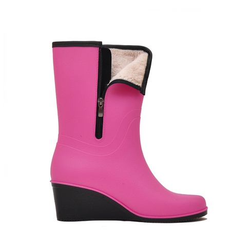 نوردمان بيلينا جزمة نسائية محصورة على خزان