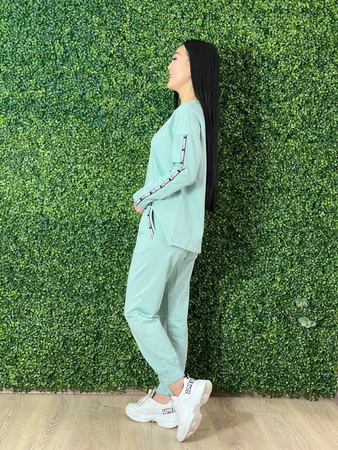 Kadınlar için spor giyim