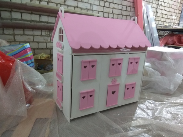 Домик для кукол