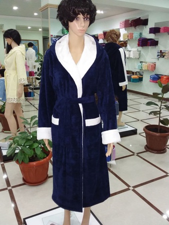 Спецодежды, пижамы, халаты, мед халаты