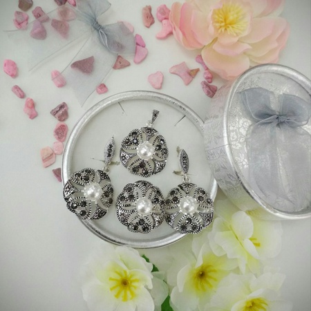 серьги Xuping; комплекты Xuping; комплекты "Дубайское золото"; серьги "Дубайское золото", цепи и браслеты; кольца, часы