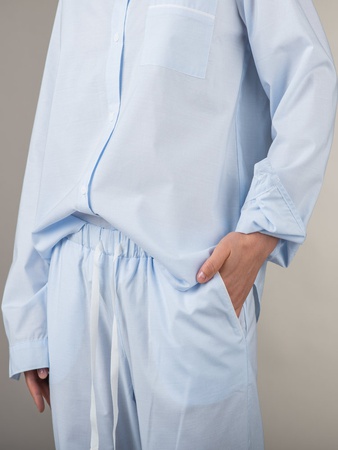 ПИЖАМА ИЗ ХЛОПКА С БРЮКАМИ И БЕЛЫМ КАНТОМ