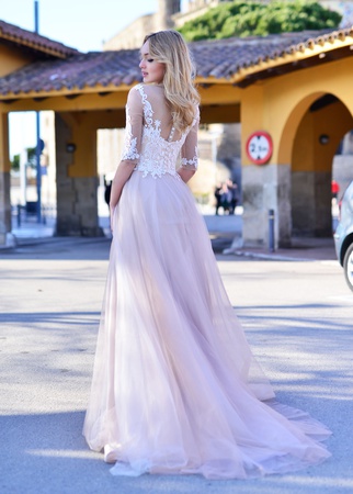 Eva<br>Свадебное платье с рукавами Anna RosyBrown