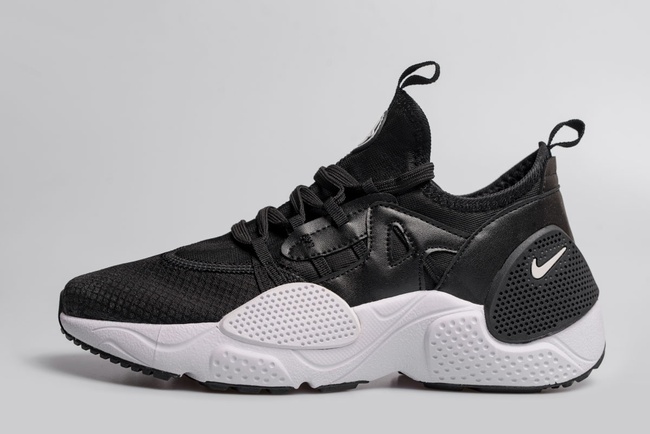 Кроссовки по оптовой цене.