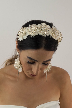 Набор застежек для серег Bijusel Pearl Flower, белый