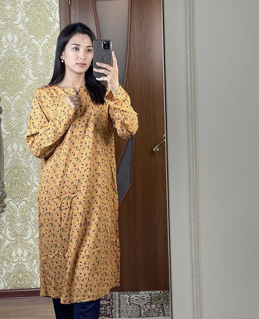 Женская блузка с длинным рукавом с брюками