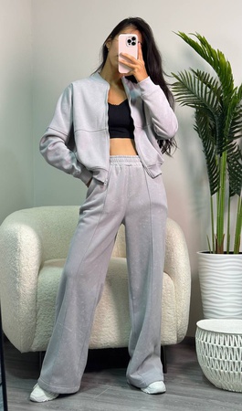 Стильные спортивные костюмы классические