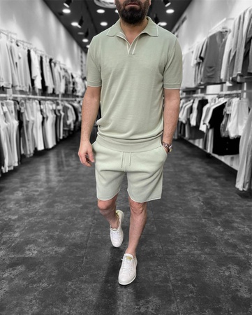 Трикотажный мужской костюм