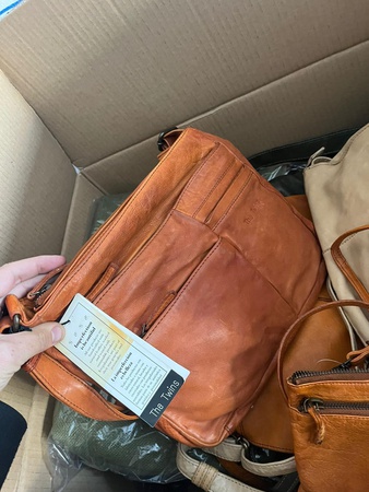 Free Spirit натуральной кожи.