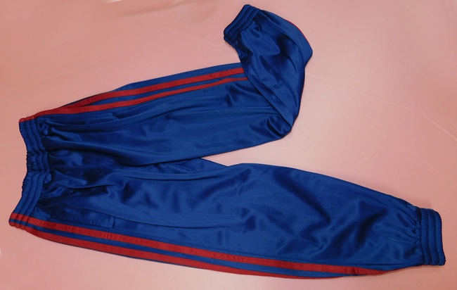 Çocuk spor pantolonları sanatı. B-339/1