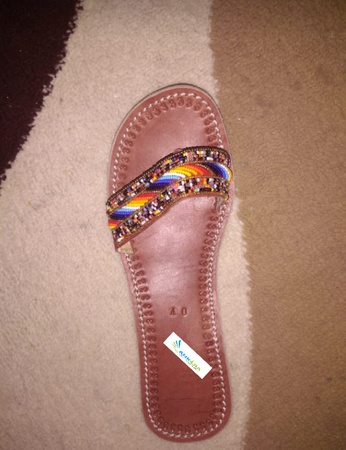 Женские сандалии