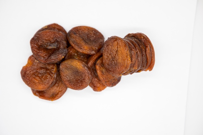 Özbek kuru meyve tedariği (kuru kayısı çikolatası)