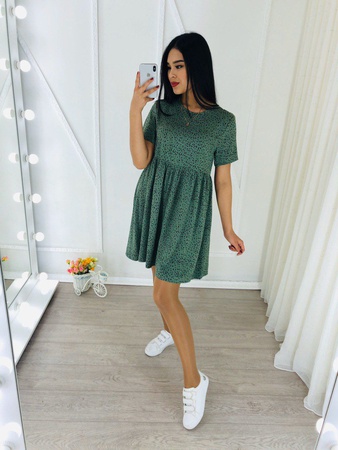 Kadınların elbisesi