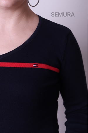 Базовый свитер