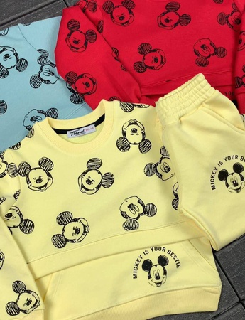 Спортивные костюмы