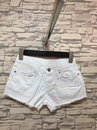 Siparişe göre dikilmiş giysiler