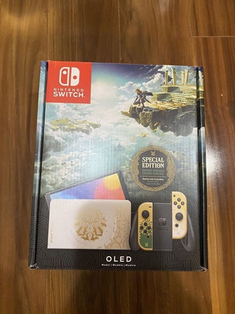 Nintendo Switch OLED The Legend of Zelda Tears of the Kingdom Edition