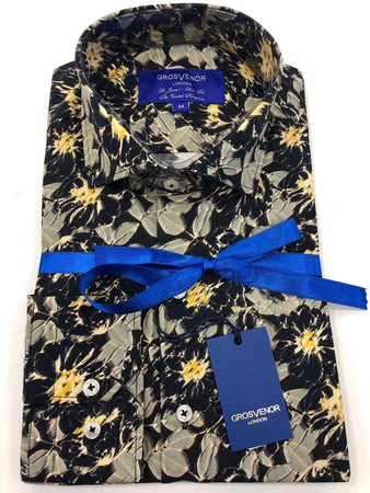 Erkeklerin gömlekleri