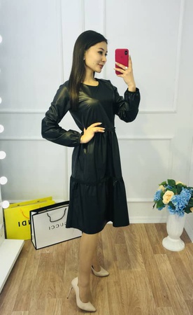 Плать из Кожи