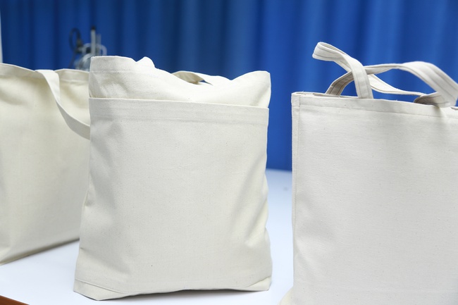 ЭКОЛОГИЧЕСКИЕ СУМКИ ИЗ 100% НАТУРАЛЬНОГО ХЛОПКА