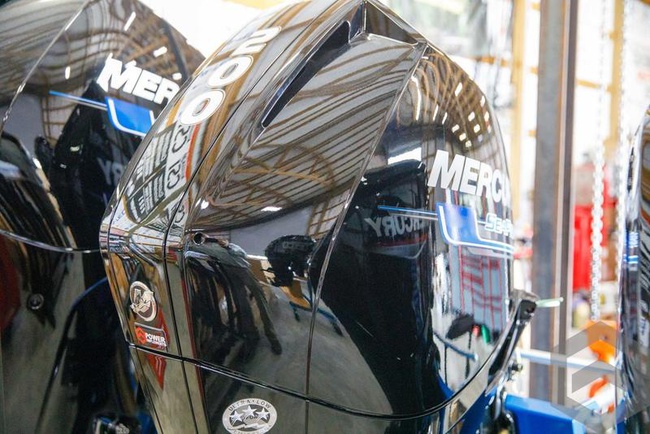 2024 Mercury SeaPro 200 HP 3.4L V6 Outboard engine