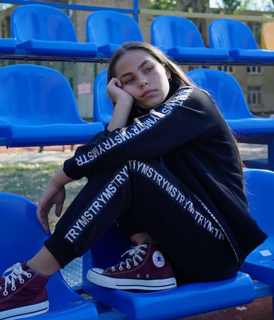 Свитшот чёрно-серый на молнии Yumster YF.22.09.001