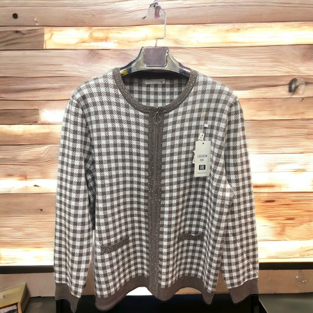 Кофты на замочке