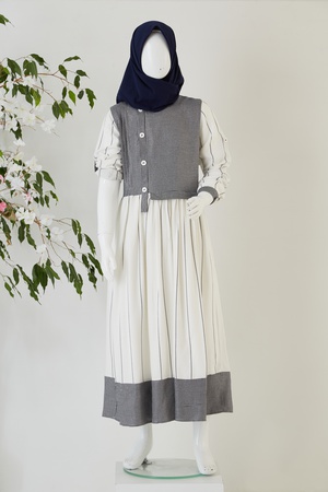 подростковое платье с длинным рукавом