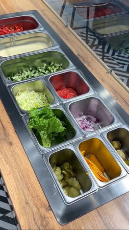 Soğutmalı salata barı, içerik ekranı