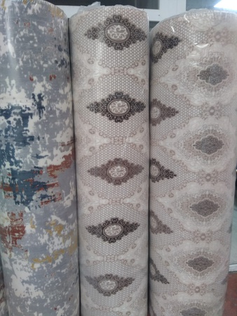 Kaymaz tabanlı jel halı