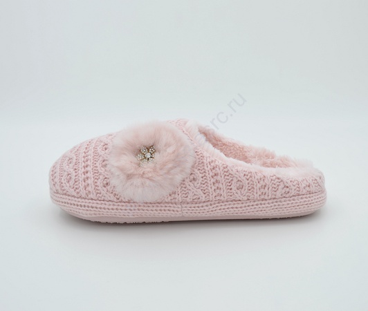 Тапочки с медальоном из натурального меха L-306