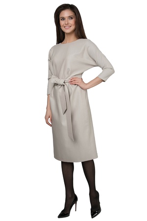 Платье с пуговицами