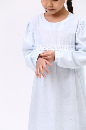 7. Kızlar için yazlık elbise (7-Çocuk partisi elbisesi)