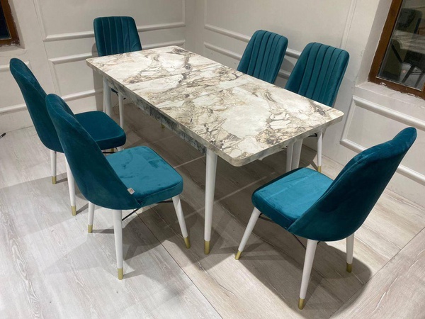 Столы и стулья