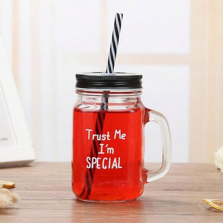 Кружка с трубочкой и крышкой в виде стеклянной банки с ручкой