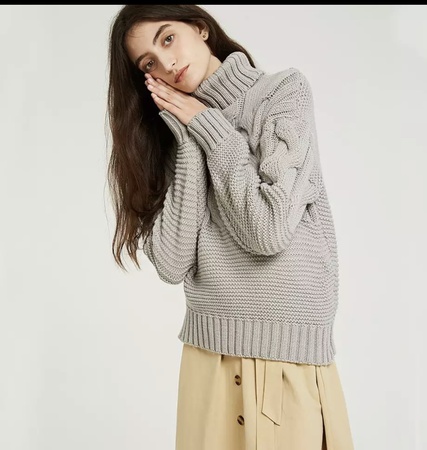 Трикотажные, вязаные кофточки.