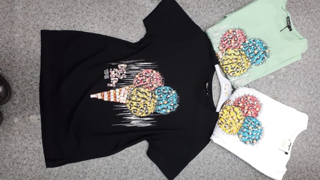 Женская футболка