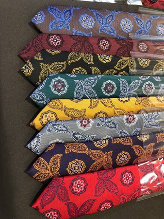 KRAVAT VE AKSESUARLAR