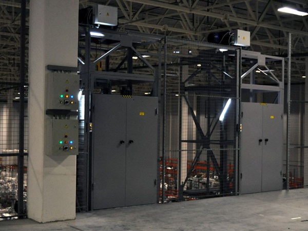 Грузовые подъемники для склада